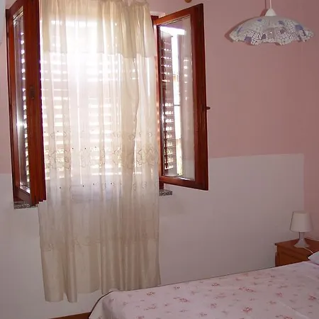 Apartments Jovic Mali Losinj Room photo