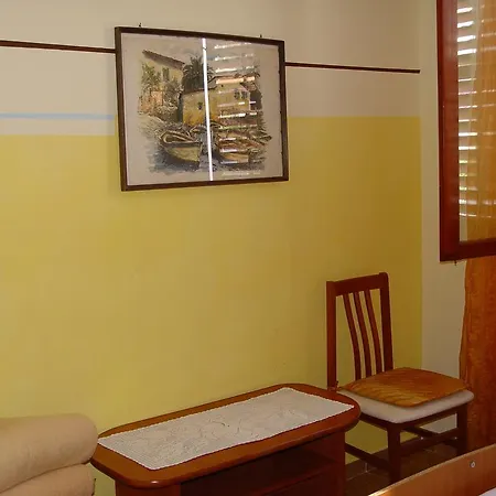 Apartments Jovic Mali Losinj Room photo