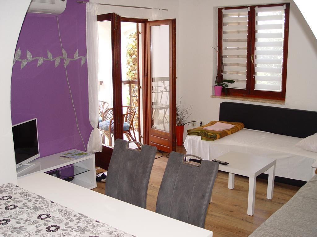 Apartment Jovic Mali Losinj